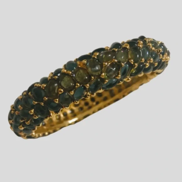 Kenneth Jay Lane this bangle consists of oval-shaped dark bluish crystals - Picture 4 of 9